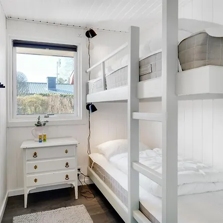 Sveina - 600m From The Sea By Interhome Tatil Evi Hadsund